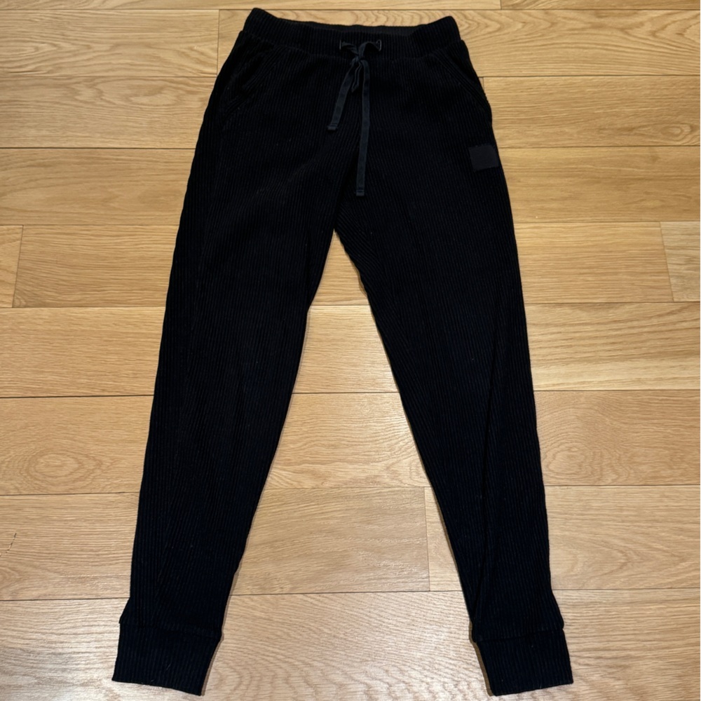 ALO Yoga Pants
